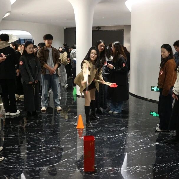 微信图片_2025-11-18_083412_323.jpg